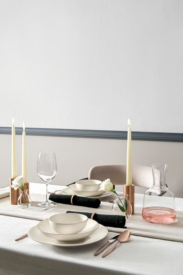 Kutahya Porcelain Bone Zeugma 18-Piece Dinner Set for 6 People – Matte Bronze Rim