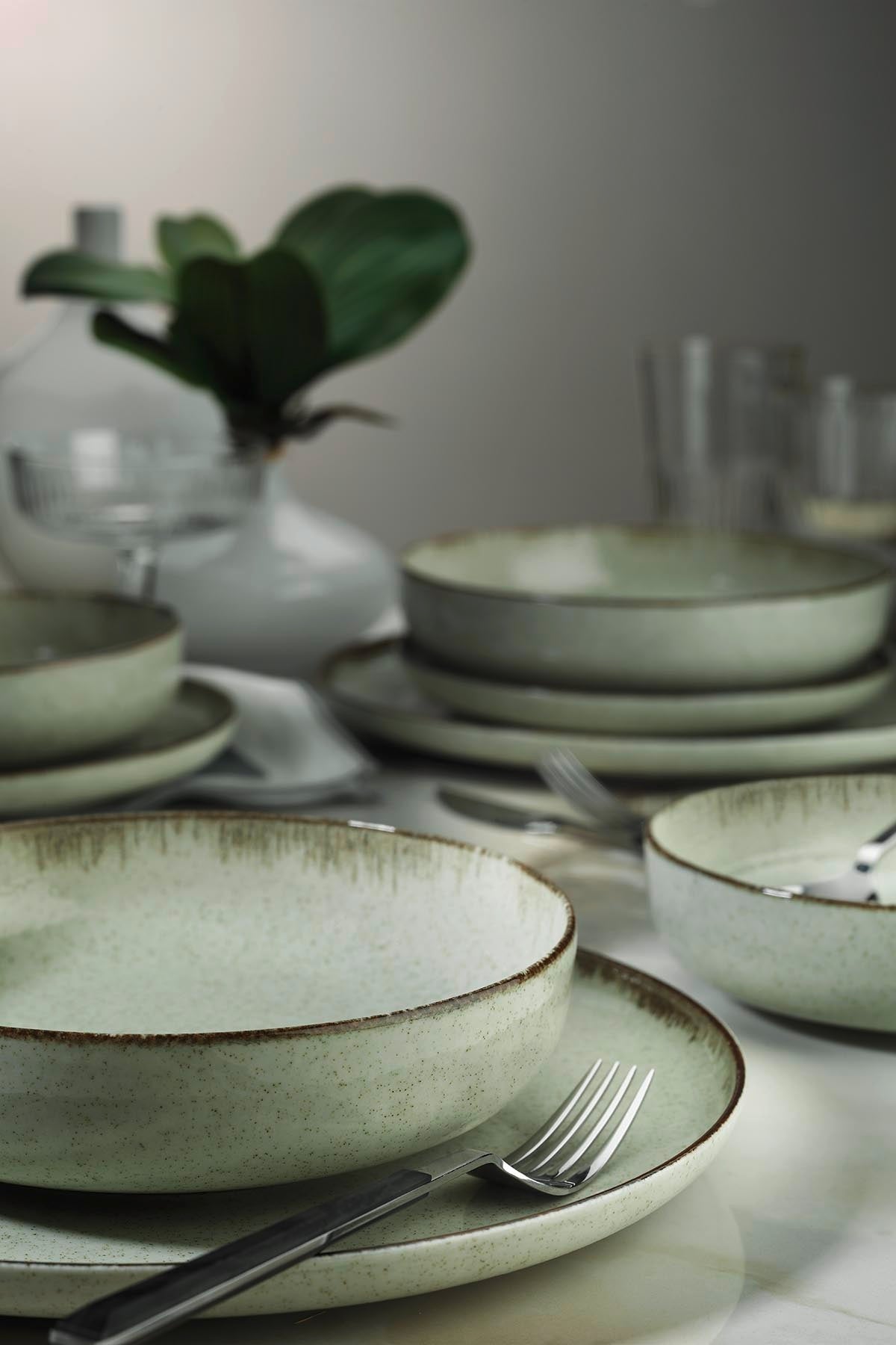 Kutahya Porselen Moderna 12-Piece Dinner Set for 4 People – Green