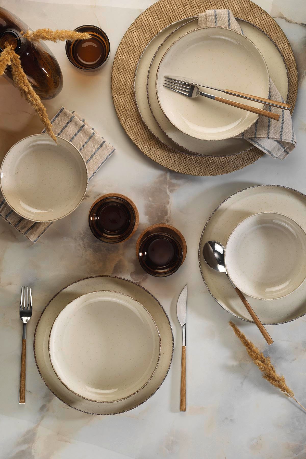 Kutahya Porcelain Moderna 12-Piece Dinner Set for 4 People – Cinnamon