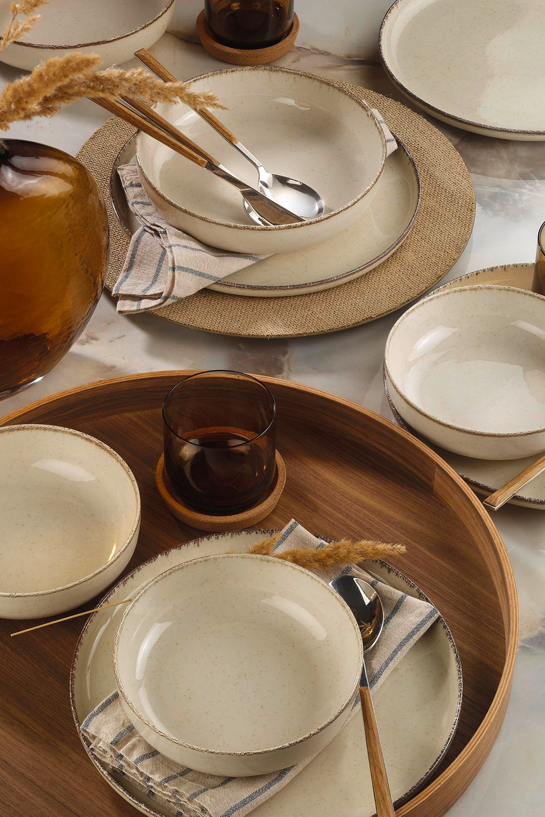 Kutahya Porcelain Moderna 12-Piece Dinner Set for 4 People – Cinnamon