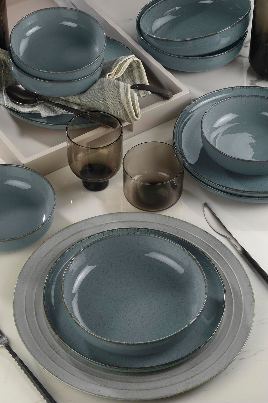 Kutahya Porselen Moderna 12-Piece Dinner Set for 4 People – Blue