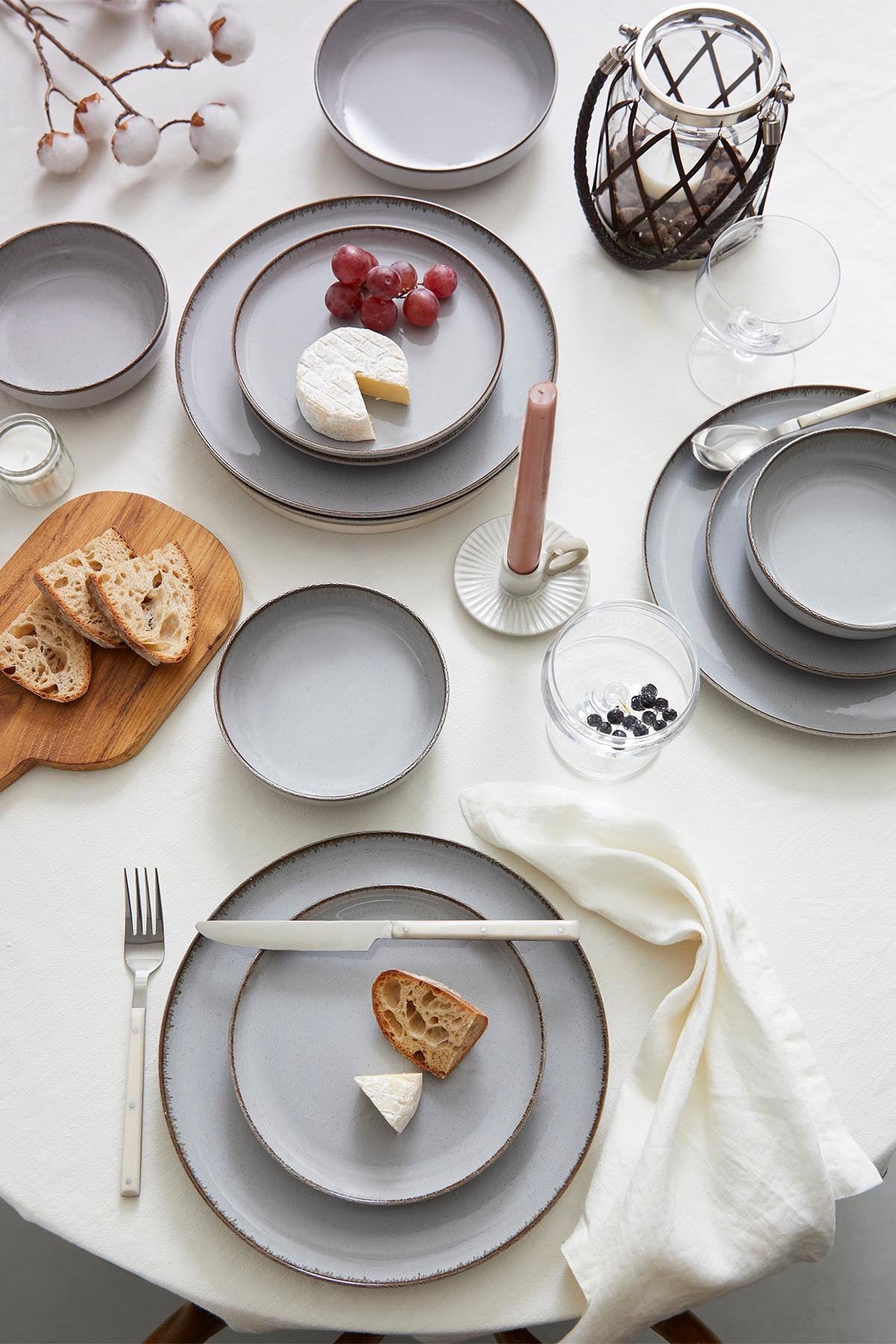 Kutahya Porcelain Moderna 24-Piece Dinner Set for 6 People – Gray